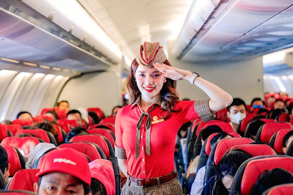 Triệu vé 0 đồng, ưu đãi vé Tết và hàng ngàn quà tặng hấp dẫn tại Vietjet Mega Livestream 27.11 - ảnh 2
