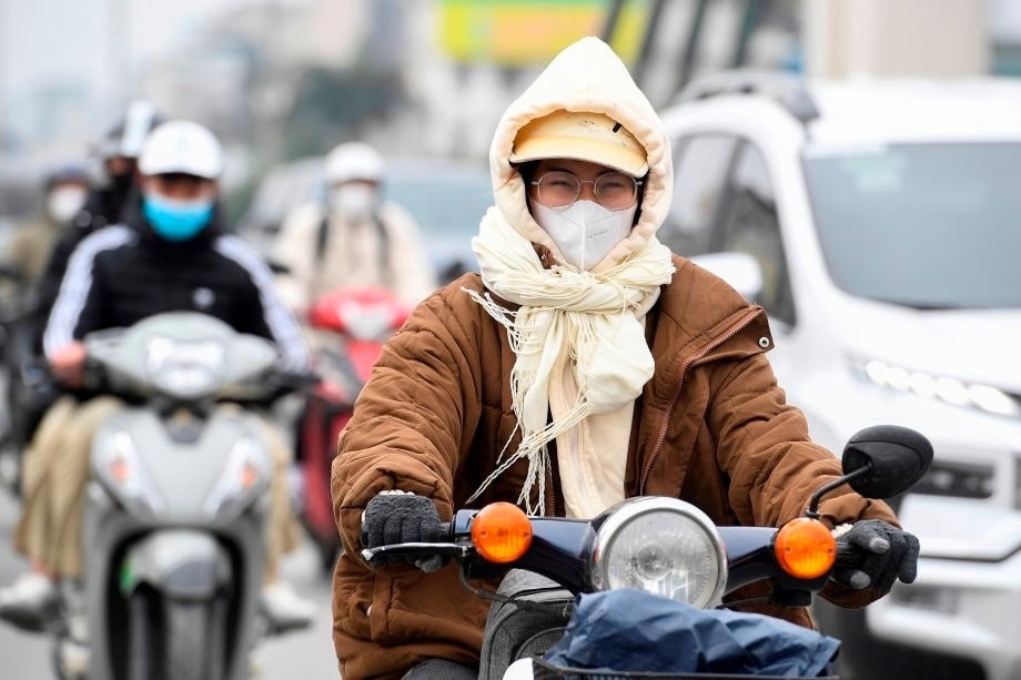 Dự báo thời tiết 28.11: Hà Nội sáng sớm trời rét, TP.HCM cả ngày mưa dông - ảnh 1