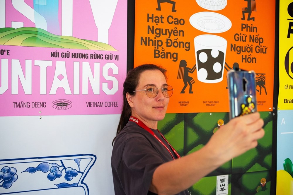 Trò chuyện với NTK Jimmi Tuấn: mang tiếng rao, phin Việt ra triển lãm thế giới - ảnh 6