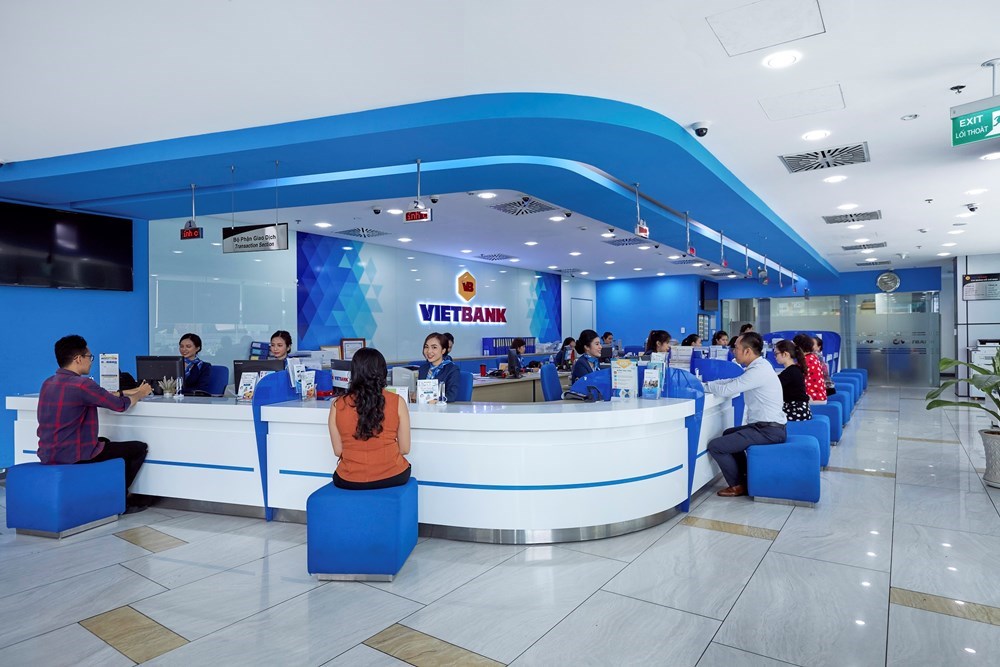 Chủ tịch Vietbank (VBB) đăng ký giao dịch hơn 100 triệu quyền mua cổ phiếu - ảnh 1