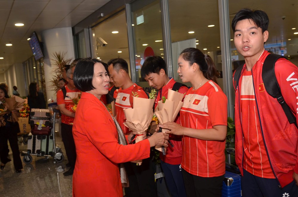 U22 Việt Nam rạng rỡ ngày trở về sau chiến dịch SEA Games 33 lịch sử - ảnh 15