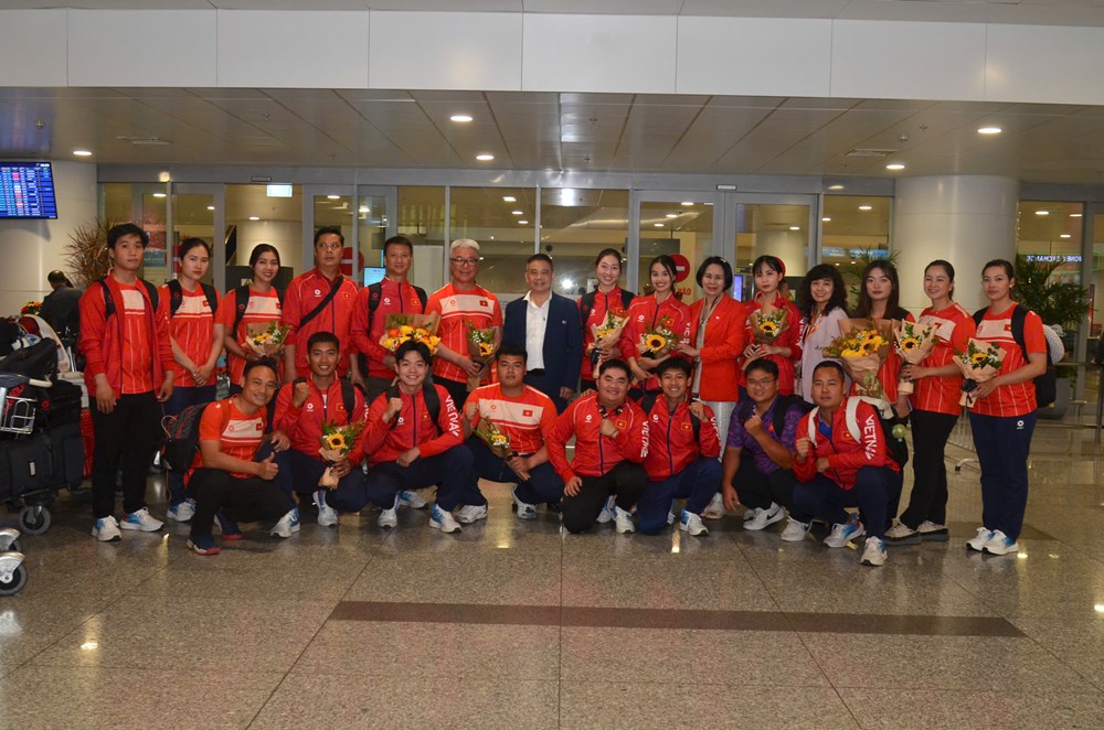 U22 Việt Nam rạng rỡ ngày trở về sau chiến dịch SEA Games 33 lịch sử - ảnh 13