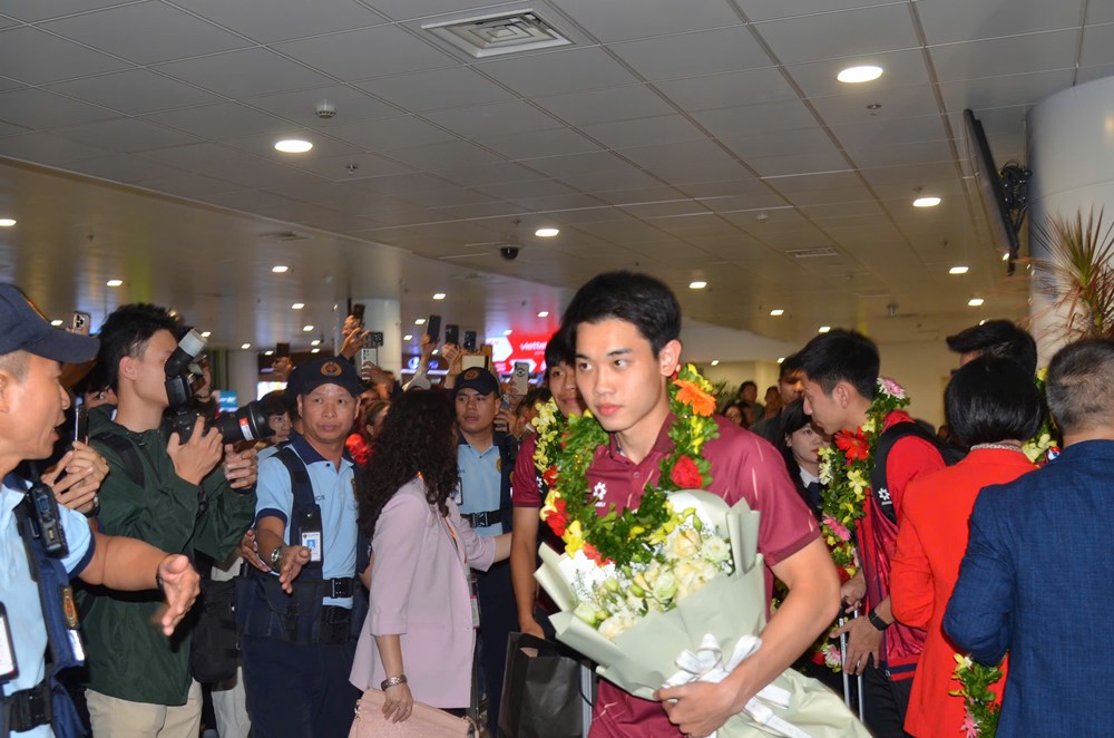U22 Việt Nam rạng rỡ ngày trở về sau chiến dịch SEA Games 33 lịch sử - ảnh 8