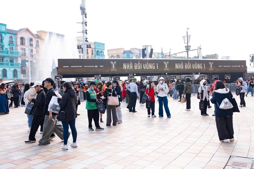 Fan “đu concert” xuyên ngày đêm: “Hiếm nơi nào lý tưởng như Ocean City: thuận tiện, chuyên nghiệp, dịch vụ gì cũng có” - ảnh 5