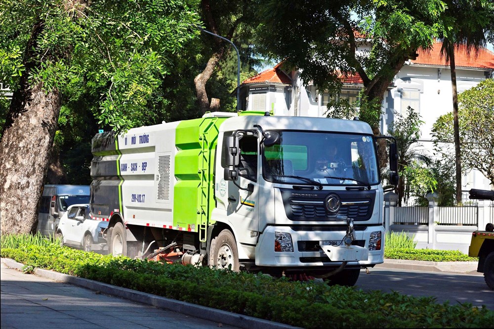URENCO hiện đại hóa phương tiện: “Cú hích” cho môi trường đô thị Thủ đô - ảnh 7