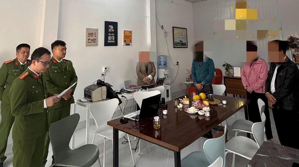 Làm giả hơn 300 hồ sơ nhà ở xã hội, nhiều đối tượng bị khởi tố tại Thái Nguyên - ảnh 2