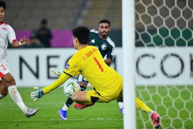 1,55 xG không bàn thắng: Trung Kiên đã “bẻ gãy” Saudi Arabia ra sao? - ảnh 1