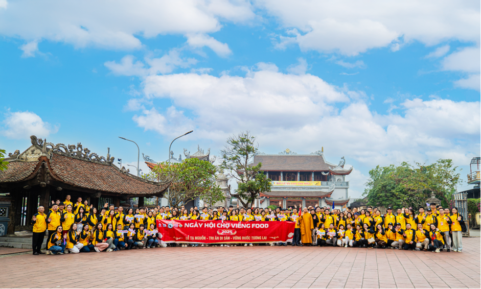 Lễ tạ nguồn tại Chùa Đại Bi trong khuôn khổ Ngày hội Chợ Viềng Food 2025 - ảnh 1
