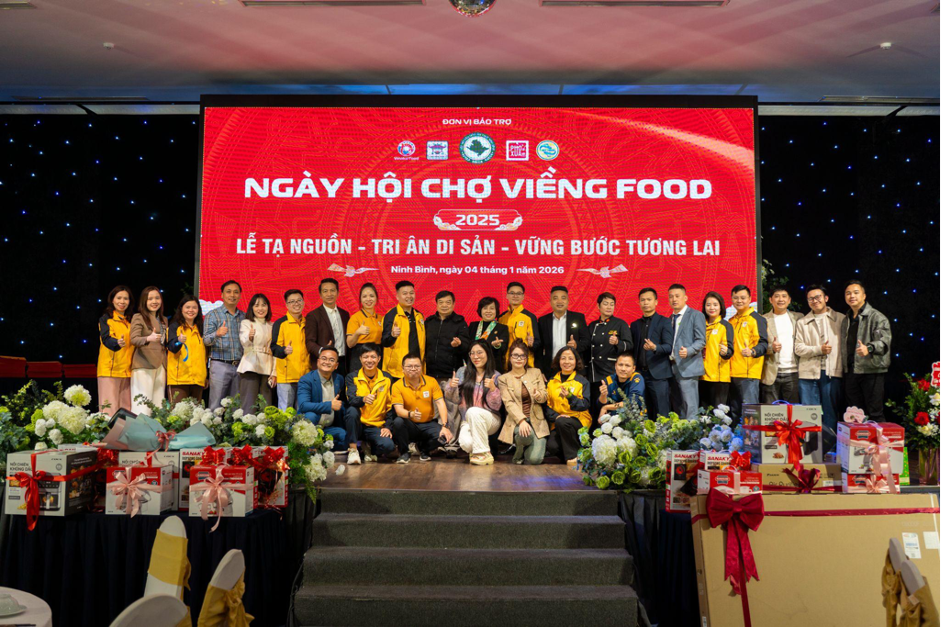 Lễ tạ nguồn tại Chùa Đại Bi trong khuôn khổ Ngày hội Chợ Viềng Food 2025 - ảnh 5