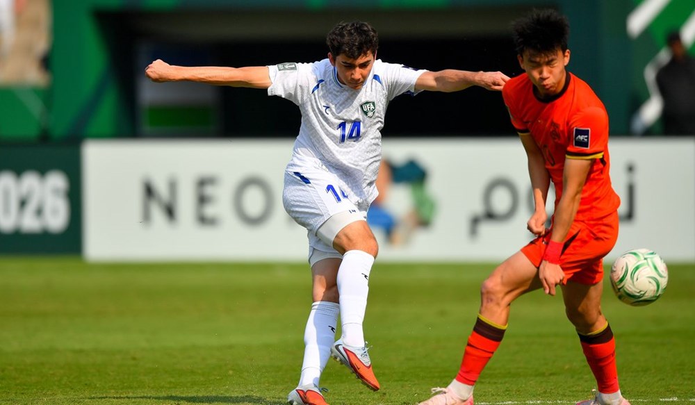 Đổ bê-tông thành công, U23 Trung Quốc hẹn gặp U23 Việt Nam ở bán kết - ảnh 1