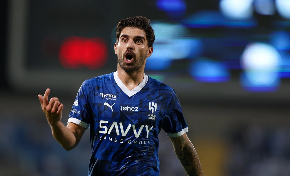 Tin chuyển nhượng ngày 21.1: Barca nhắm Alvarez thay Lewandowski - ảnh 3