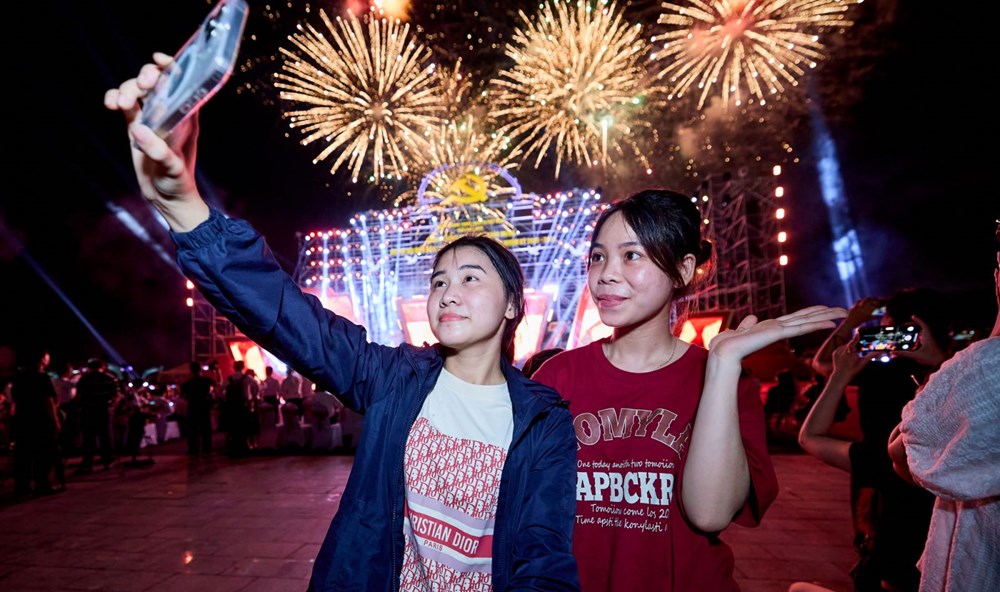 Sun Group tài trợ Hà Nam (Ninh Bình) bắn pháo hoa chào đón năm mới 2026 - ảnh 2