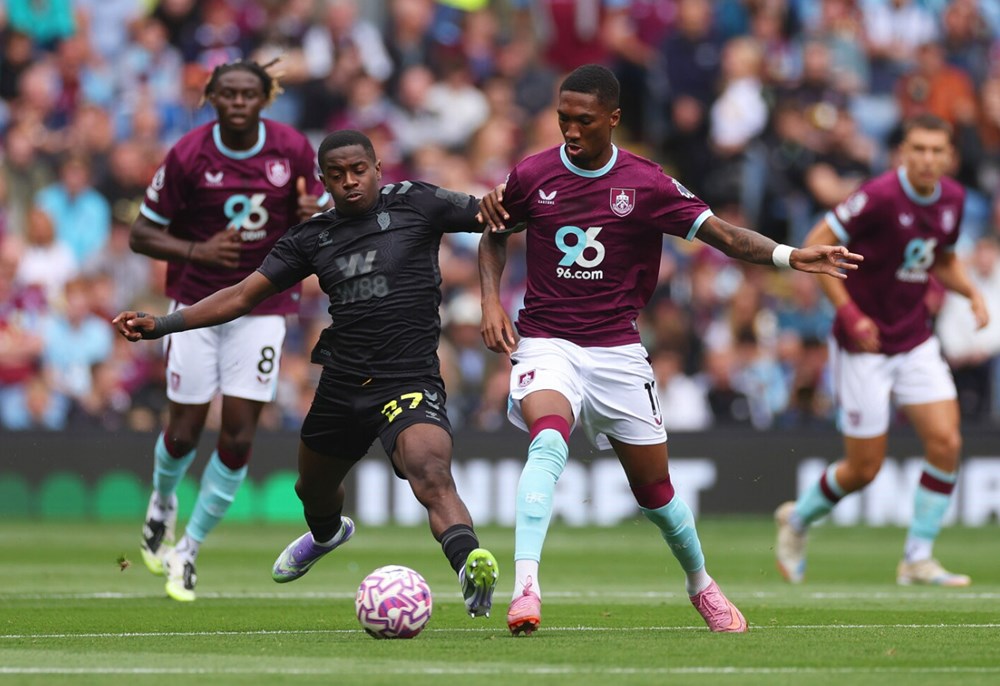 Nhận định trận đấu Sunderland vs Burnley, 3h00 ngày 3.2: Cùng xuất phát điểm, hai số phận - ảnh 2