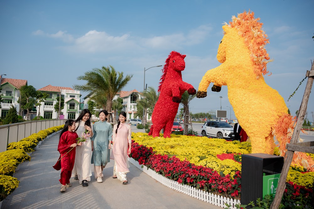 Các điểm đến miền Bắc hút khách đột biến dịp đầu năm Bính Ngọ - ảnh 9