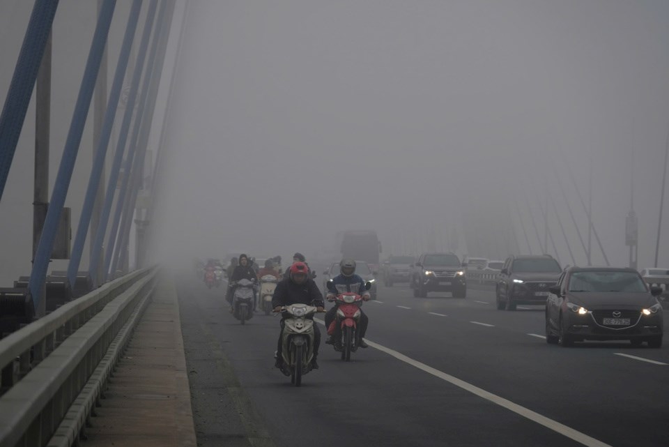 Dự báo thời tiết 25.2: Hà Nội và Bắc Bộ duy trì thời tiết nồm ẩm - ảnh 1