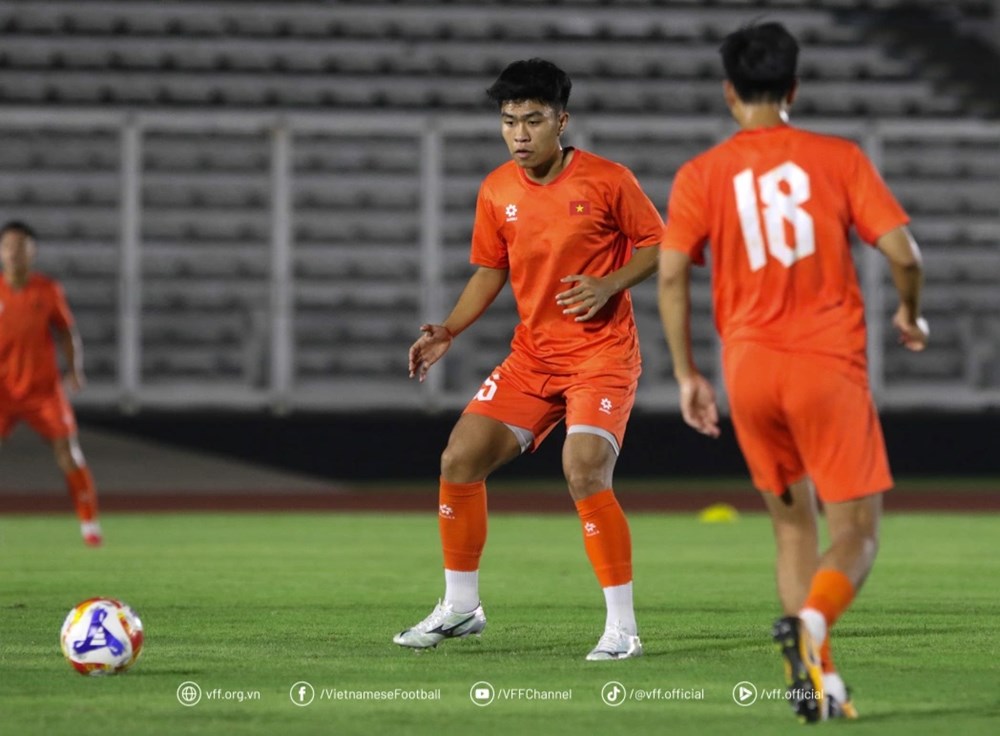 Trung vệ Lý Đức tạm rời CAHN, gia nhập PVF-CAND - ảnh 1