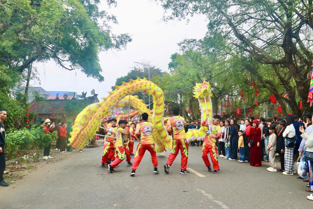 Trang trọng lễ dâng hương tưởng niệm 751 năm ngày Tướng quân Phạm Ngũ Lão ra quân đánh giặc giữ nước - ảnh 5