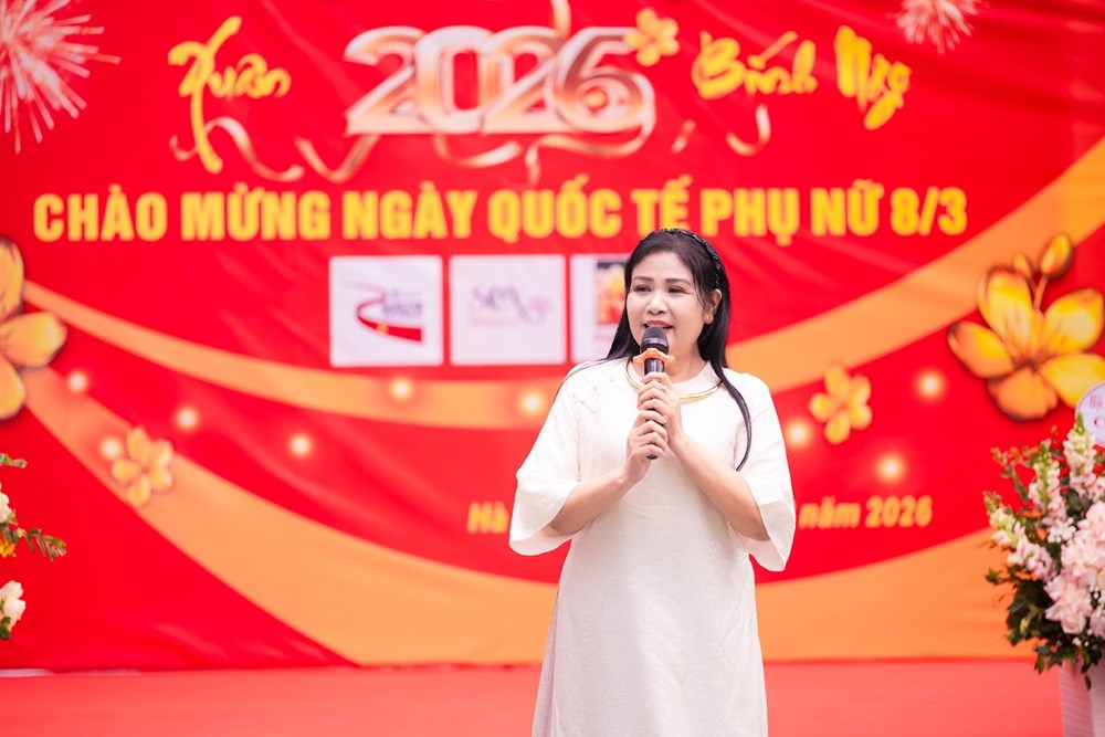 Sắc Xuân lan tỏa cùng tà áo dài trong ngày hội tôn vinh phụ nữ và di sản - ảnh 12