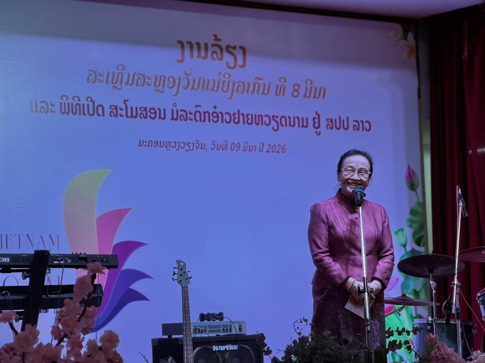 Thành lập Câu lạc bộ Di sản Áo dài Việt Nam tại Lào - ảnh 3