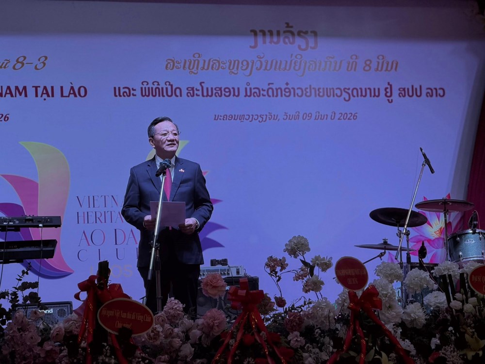 Thành lập Câu lạc bộ Di sản Áo dài Việt Nam tại Lào - ảnh 4