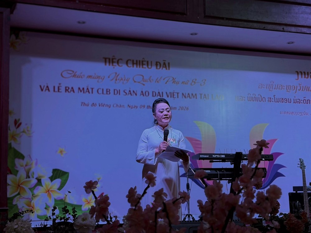 Thành lập Câu lạc bộ Di sản Áo dài Việt Nam tại Lào - ảnh 2