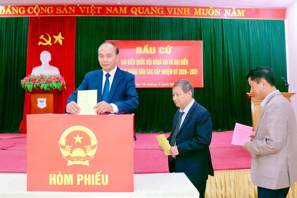 Phú Thọ: Hơn 2,7 triệu cử tri đi bầu cử - ảnh 7