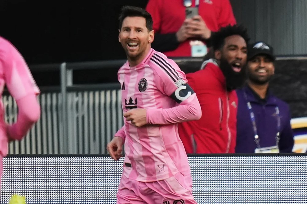 Lionel Messi chạm mốc 900 bàn thắng - ảnh 1