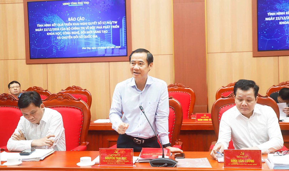 Đoàn kiểm tra, giám sát của Bộ Chính trị làm việc tại tỉnh Phú Thọ - ảnh 1