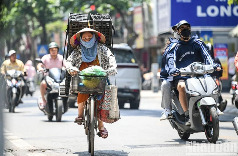 Dự báo thời tiết 22.3: Nam Bộ nắng nóng, có nơi trên 35°C - ảnh 1