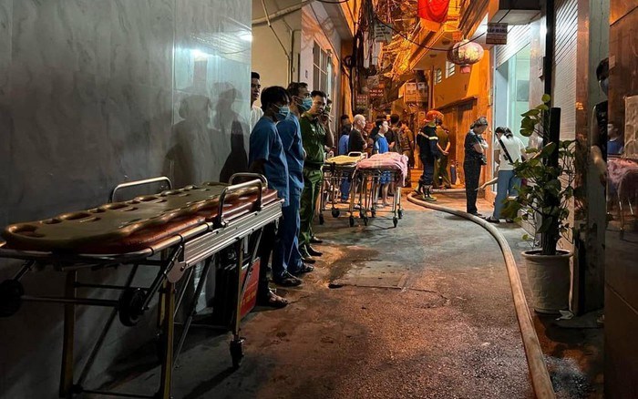 Hoãn xử vụ hai cựu cán bộ PCCC liên quan vụ cháy khiến 15 người tử vong - ảnh 1