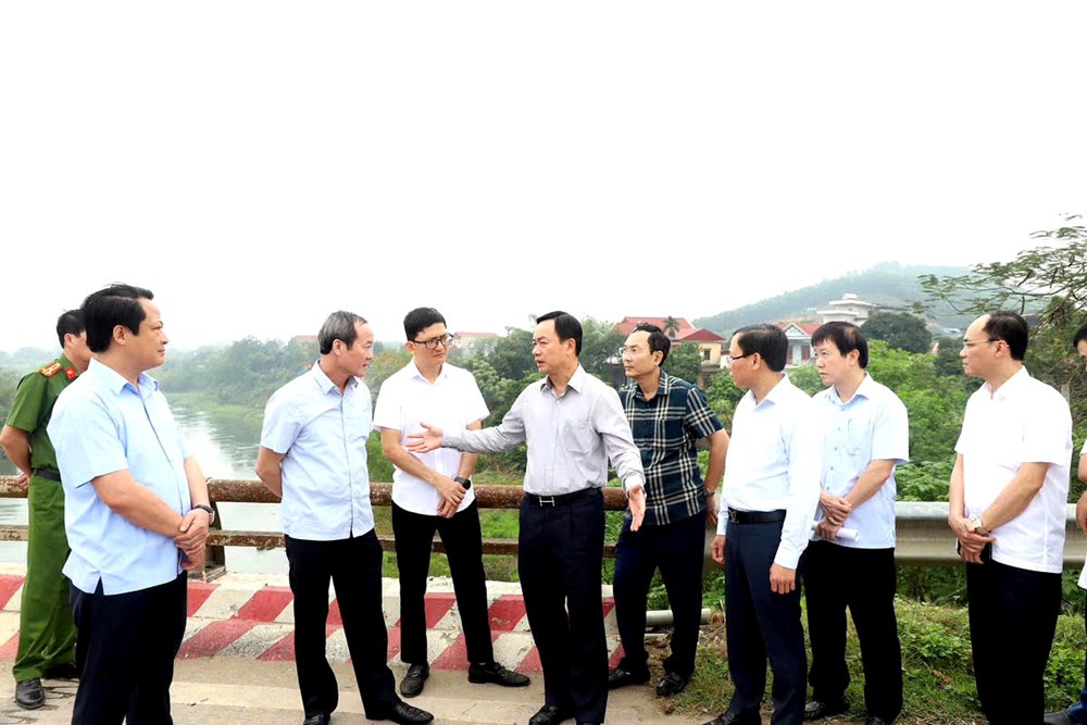 Phú Thọ: Đẩy nhanh tiến độ sửa chữa cầu Sông Lô - ảnh 2