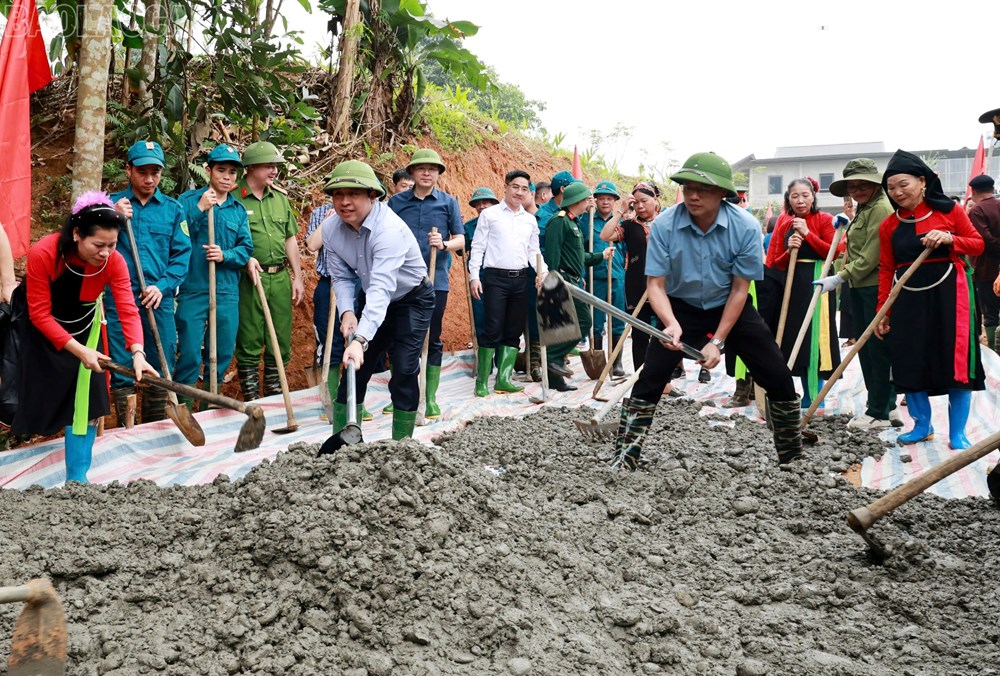 Lào Cai nâng cao chỉ số hạnh phúc: Lấy người dân làm trung tâm phát triển - ảnh 1