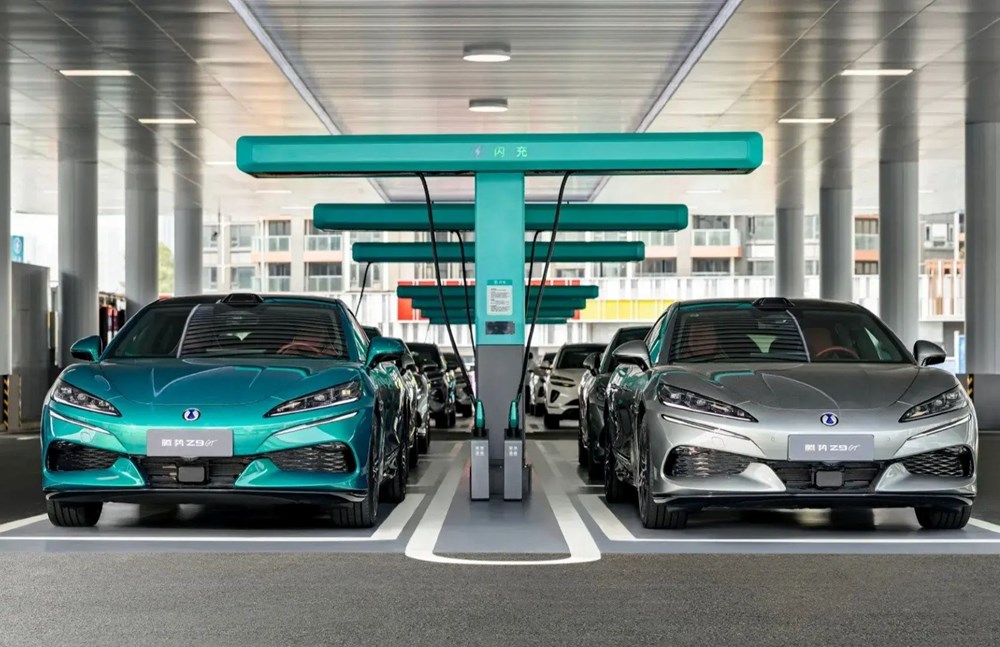 BMW cảnh báo hệ thống sạc 1.500 kW của BYD - ảnh 1