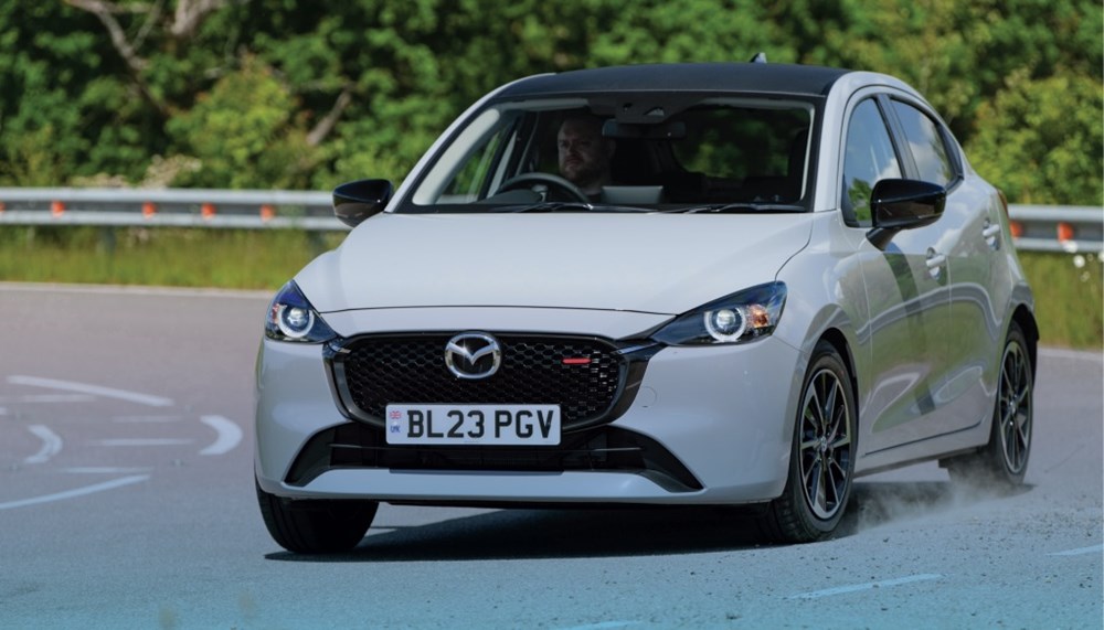 Mazda2 và CX-3 ngừng sản xuất ở Nhật Bản - ảnh 1