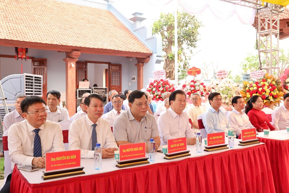 Lễ dâng hương Tả Tướng quốc Trần Nguyên Hãn và khánh thành miếu Đông Hồ - ảnh 3