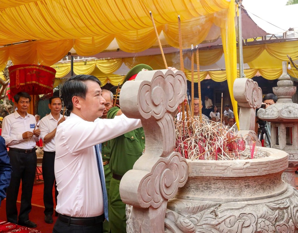 Lễ dâng hương Tả Tướng quốc Trần Nguyên Hãn và khánh thành miếu Đông Hồ - ảnh 4