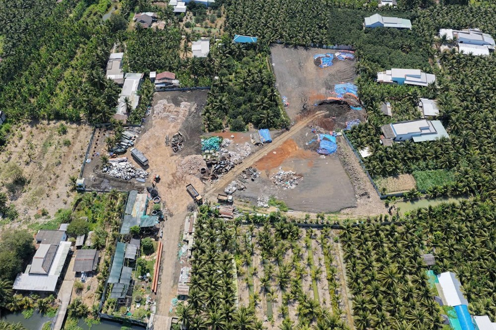 Bóc trần thủ đoạn dùng ‘vỏ bọc doanh nghiệp, thuê giám đốc’ để chôn lấp hơn 20.000 tấn chất thải - ảnh 4