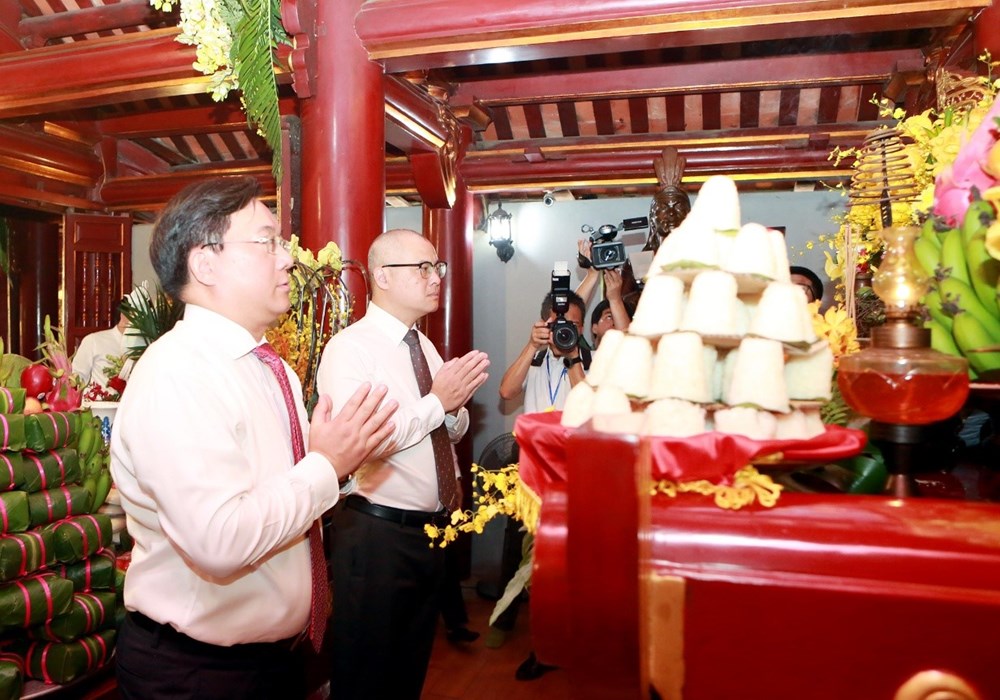 Phú Thọ: Lễ dâng hương giỗ Đức Quốc Tổ Lạc Long Quân - ảnh 2