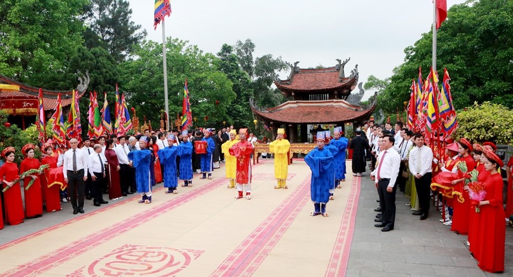 Phú Thọ: Lễ dâng hương giỗ Đức Quốc Tổ Lạc Long Quân - ảnh 3