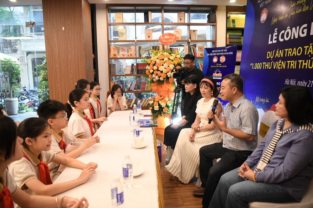 Khởi động dự án 1.000 thư viện tri thức cho học sinh - ảnh 8