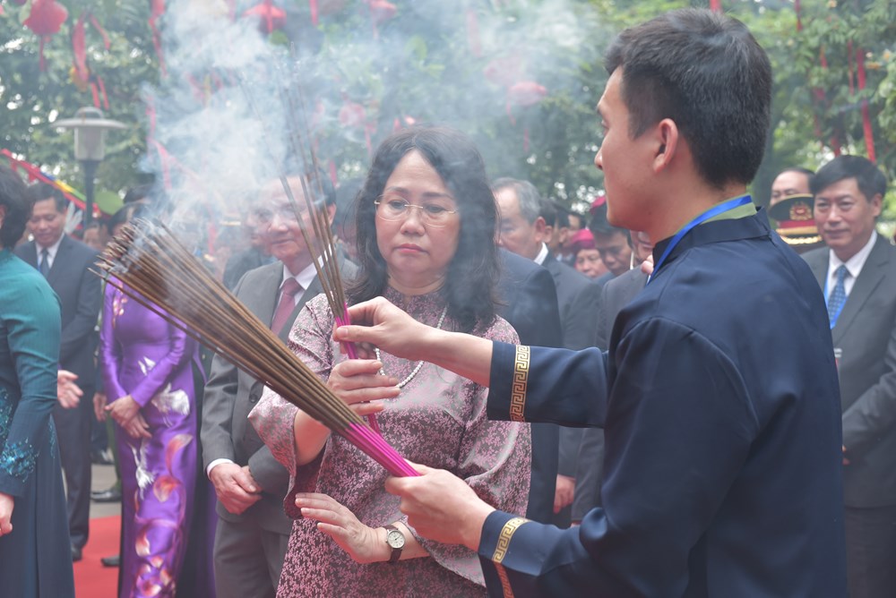 Tổng Bí thư, Chủ tịch nước Tô Lâm dâng hương Giỗ Tổ Hùng Vương  - ảnh 8