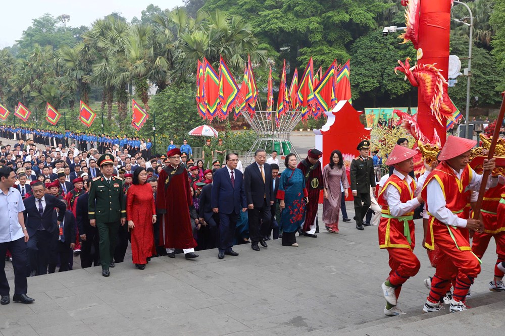 Tổng Bí thư, Chủ tịch nước Tô Lâm dâng hương Giỗ Tổ Hùng Vương  - ảnh 4