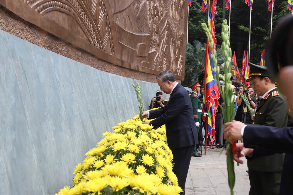 Tổng Bí thư, Chủ tịch nước Tô Lâm dâng hương Giỗ Tổ Hùng Vương  - ảnh 11