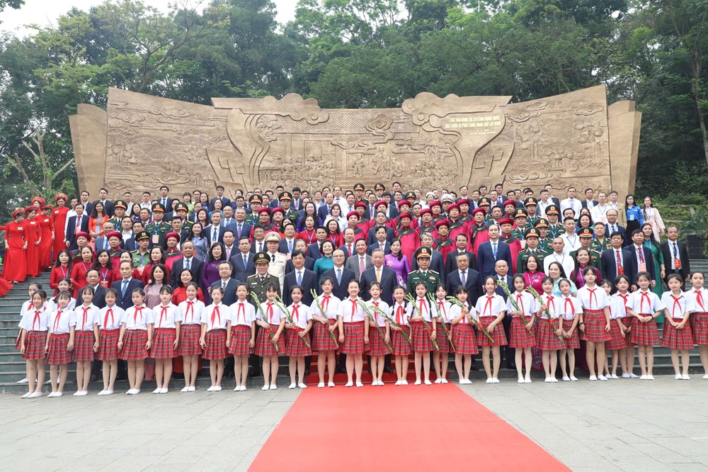 Tổng Bí thư, Chủ tịch nước Tô Lâm dâng hương Giỗ Tổ Hùng Vương  - ảnh 14