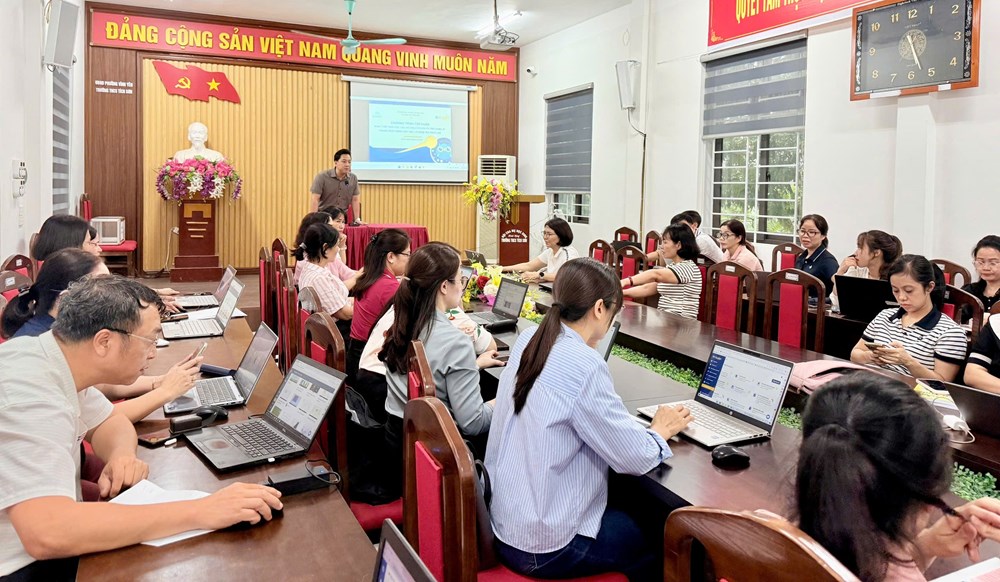 Phú Thọ: Đổi mới giáo dục và đào tạo trên nền tảng chuyển đổi số - ảnh 2