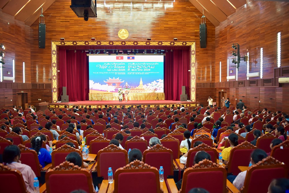 Đêm thăng hoa và lời tạ từ của rối Việt trên đất Lào - ảnh 1