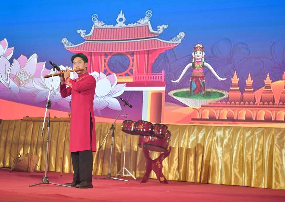 Đêm thăng hoa và lời tạ từ của rối Việt trên đất Lào - ảnh 39