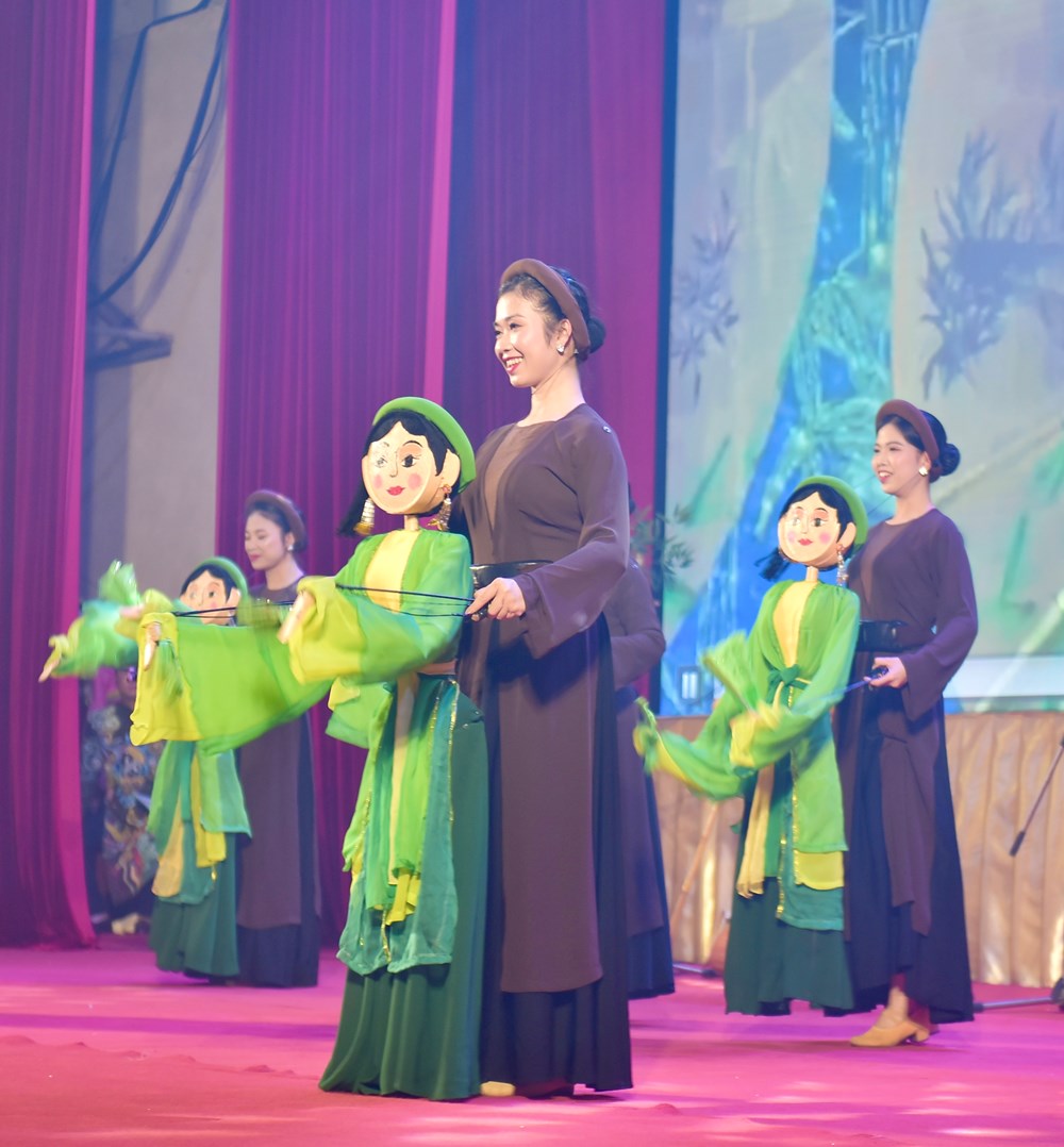 Đêm thăng hoa và lời tạ từ của rối Việt trên đất Lào - ảnh 37