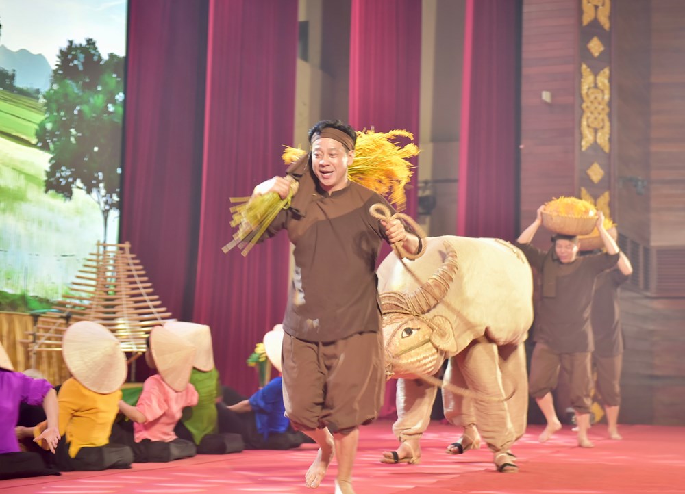 Đêm thăng hoa và lời tạ từ của rối Việt trên đất Lào - ảnh 31