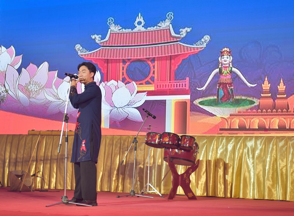 Đêm thăng hoa và lời tạ từ của rối Việt trên đất Lào - ảnh 27